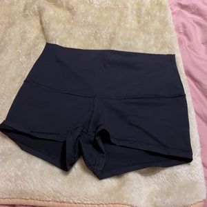 Lululemon high rise wunder wunder shorts